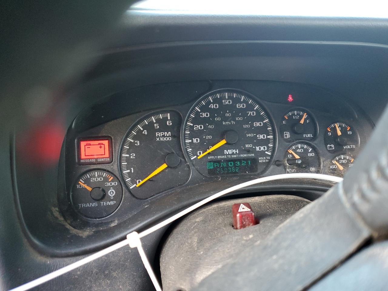 2000 GMC Sierra - Image 9