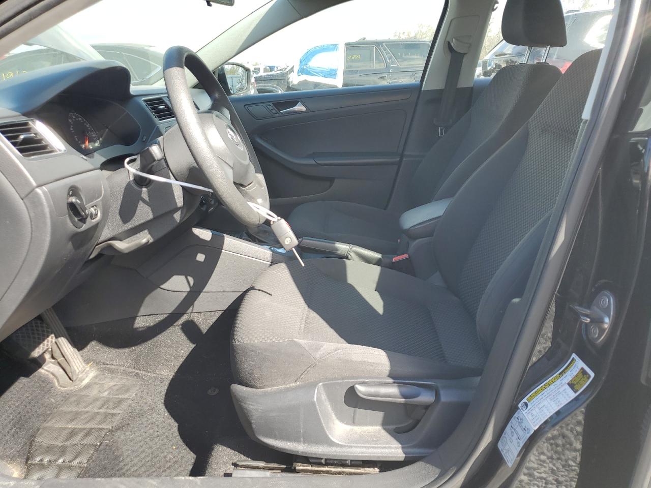 2014 Volkswagen Jetta - Image 7