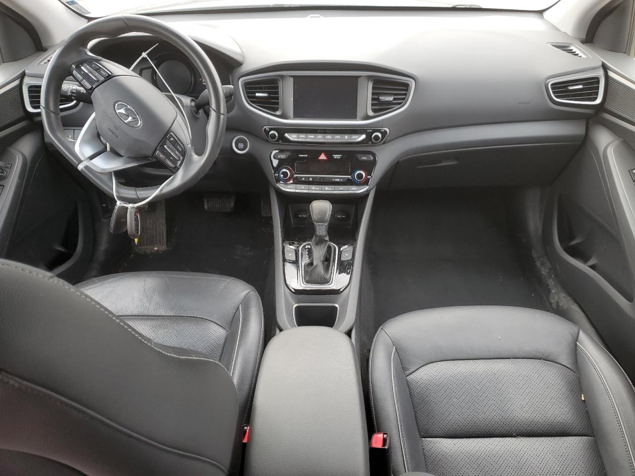 2017 Hyundai IONIQ - Image 8