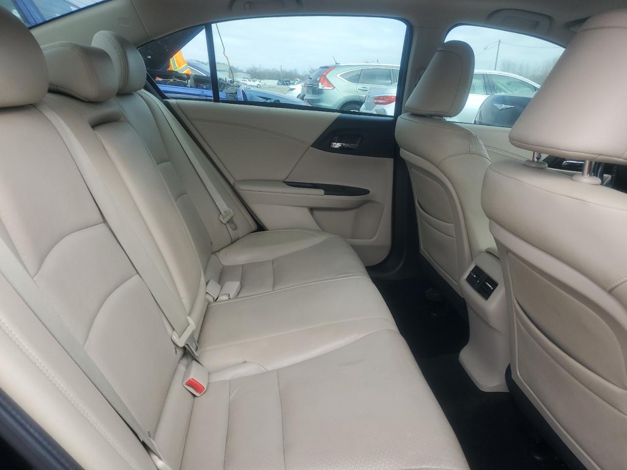 2013 Honda Accord - Image 10