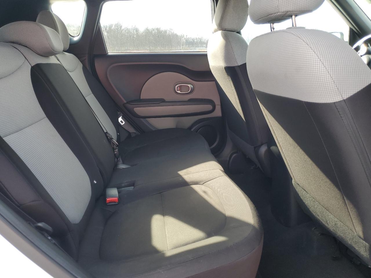 2016 Kia Soul - Image 10