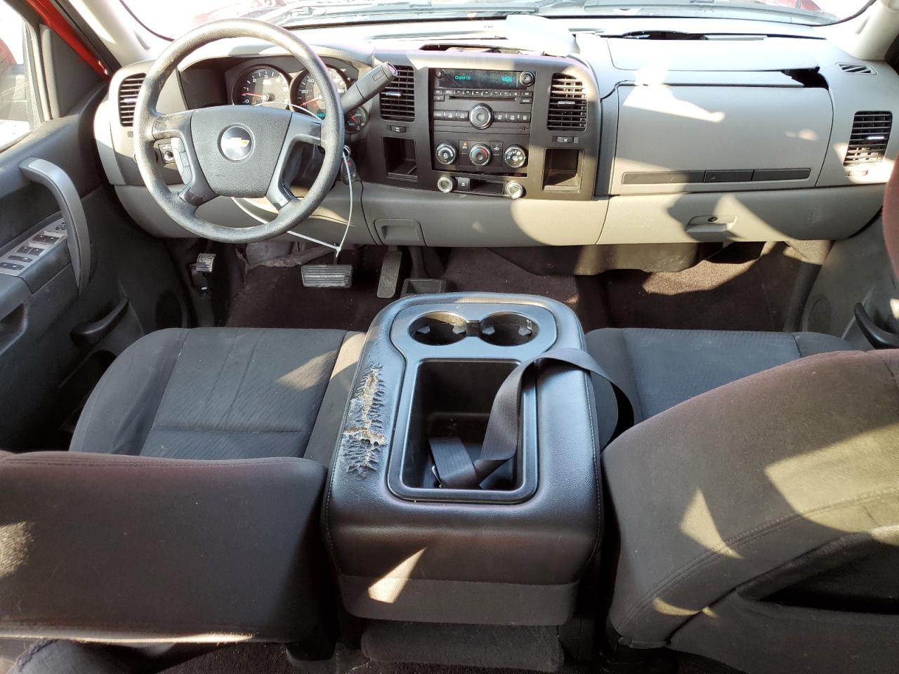 2011 Chevrolet Silverado - Image 8