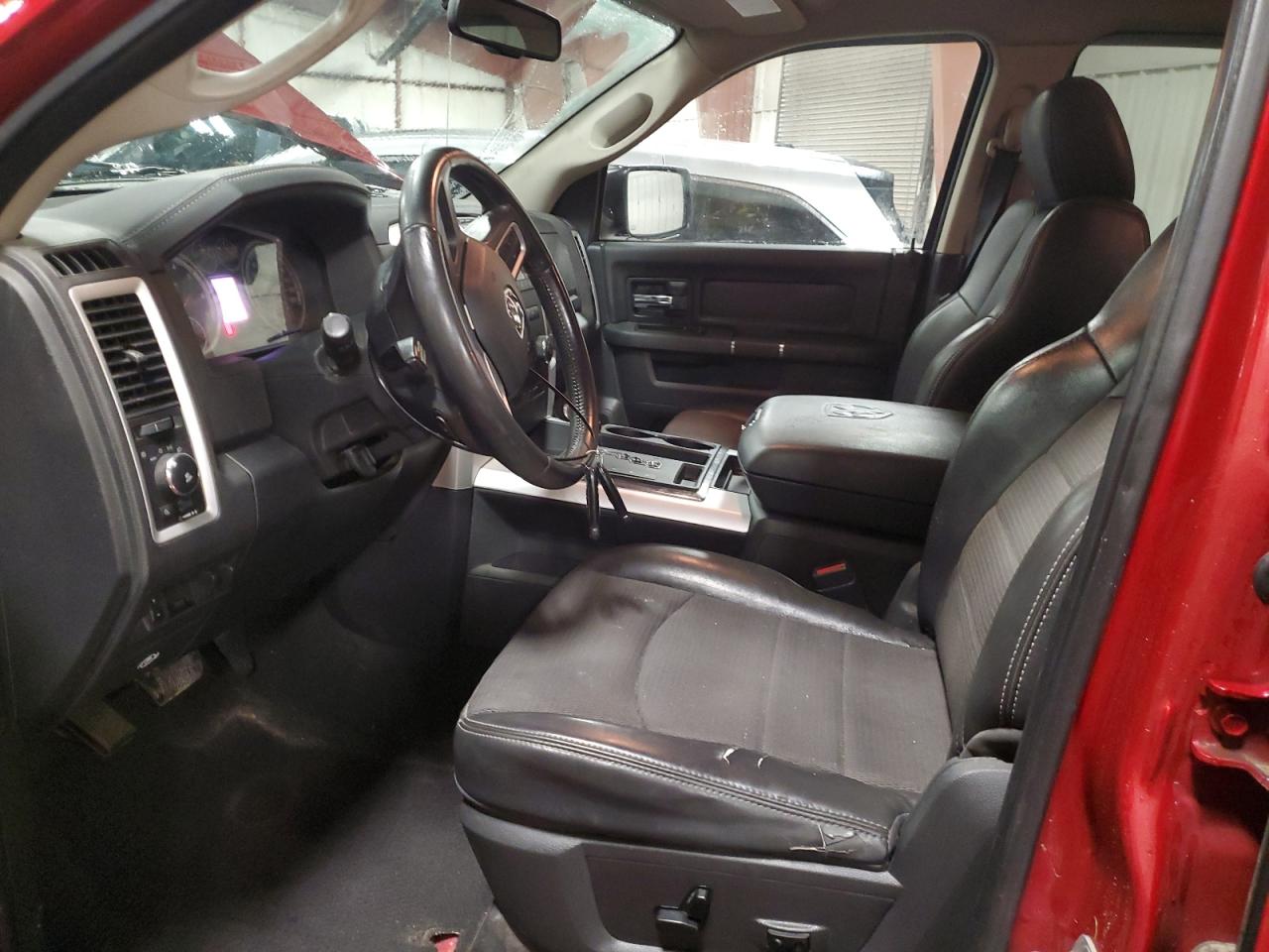 2010 Dodge RAM - Image 7