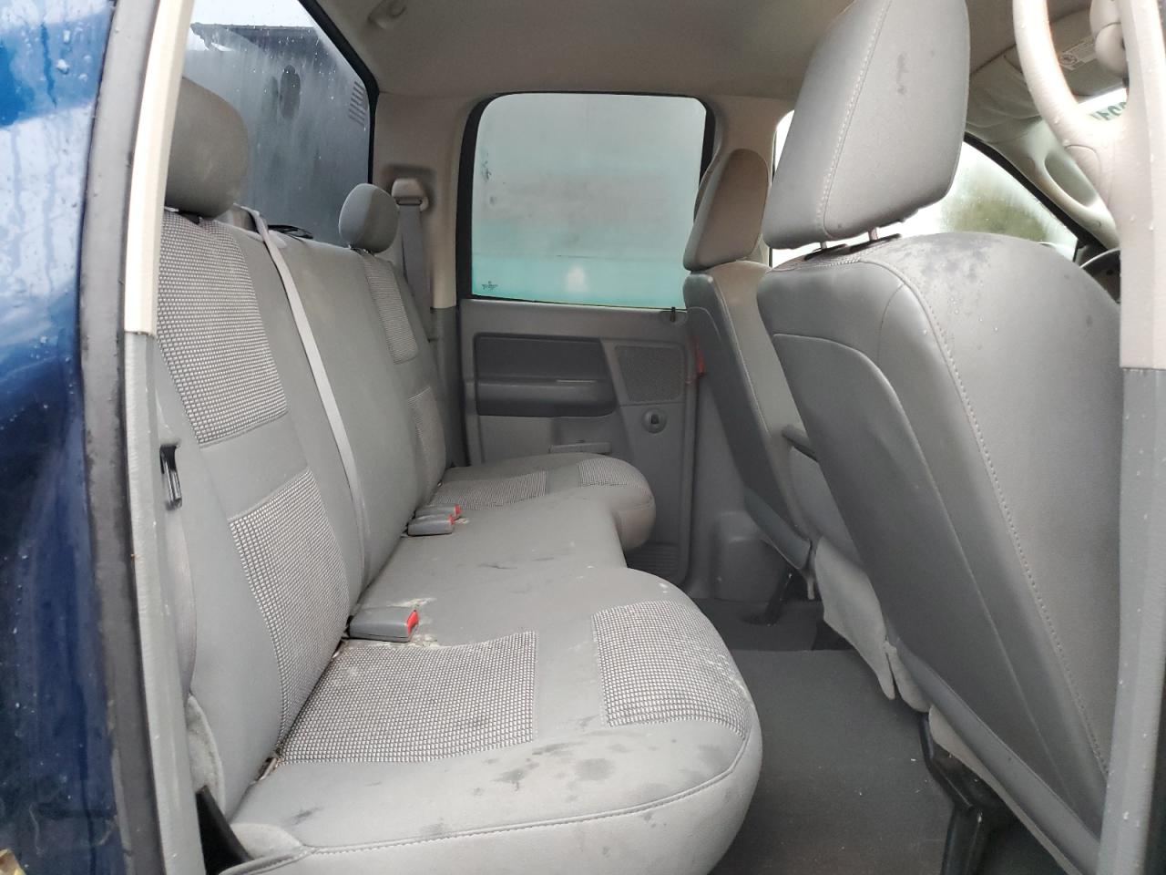 2007 Dodge RAM - Image 10