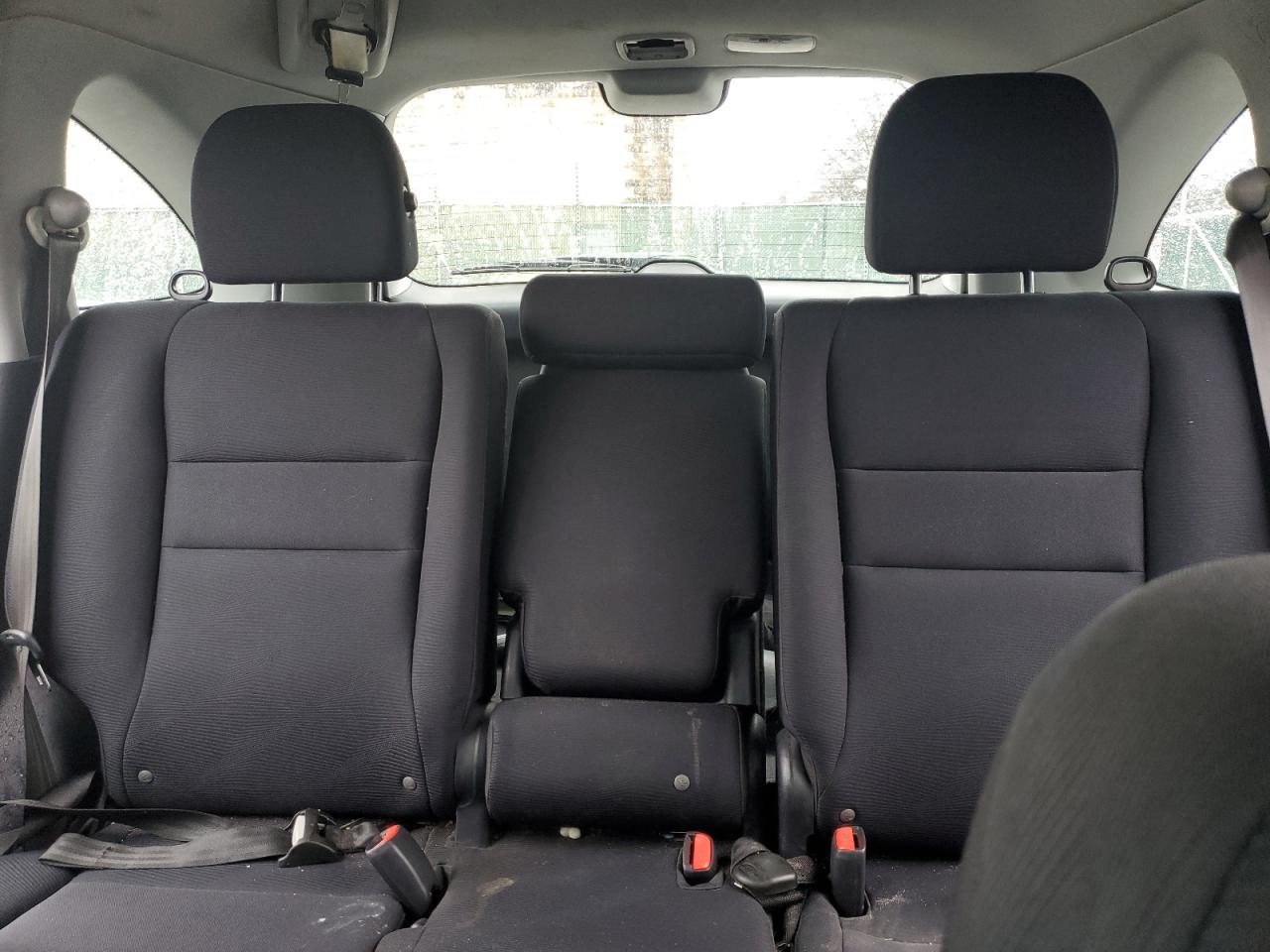 2010 Honda CR-V - Image 10
