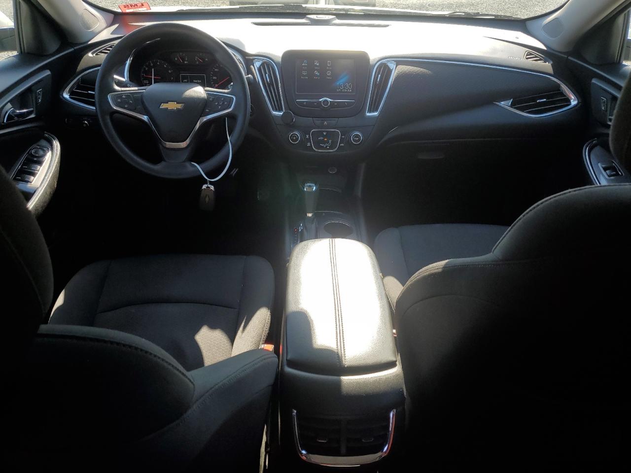 2018 Chevrolet Malibu - Image 8