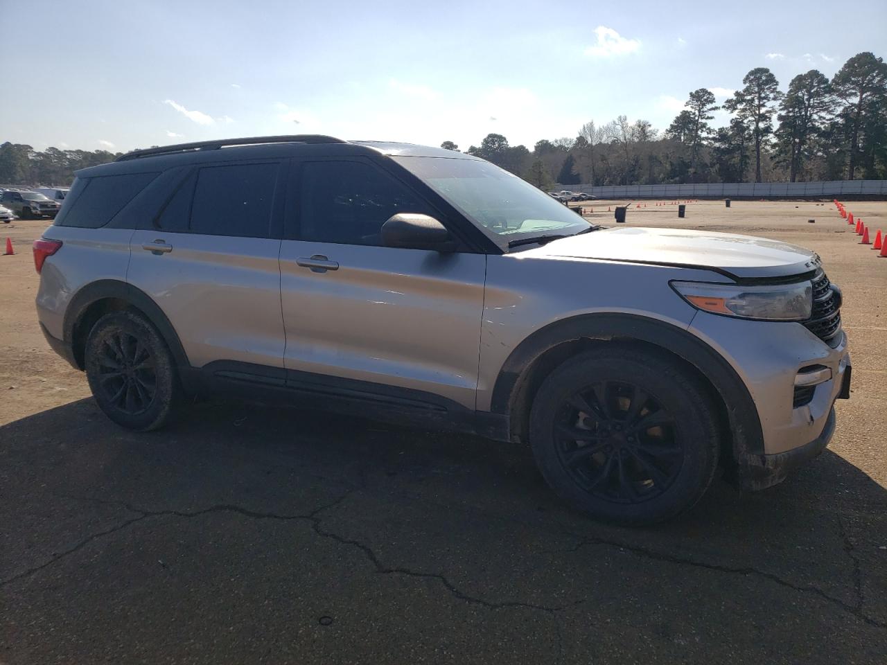 2021 Ford Explorer - Image 4