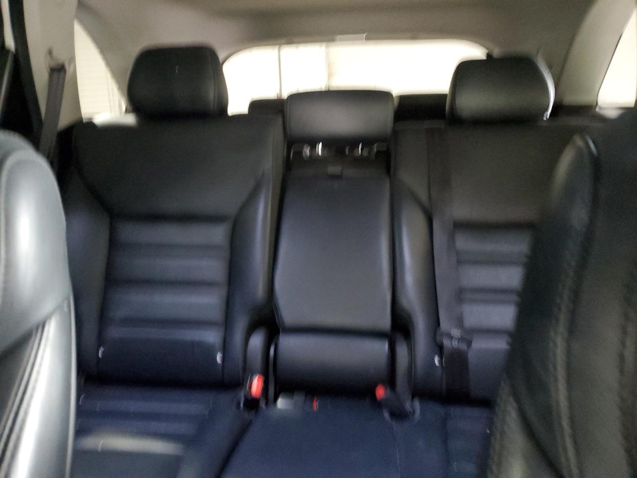2016 Kia Sorento - Image 10