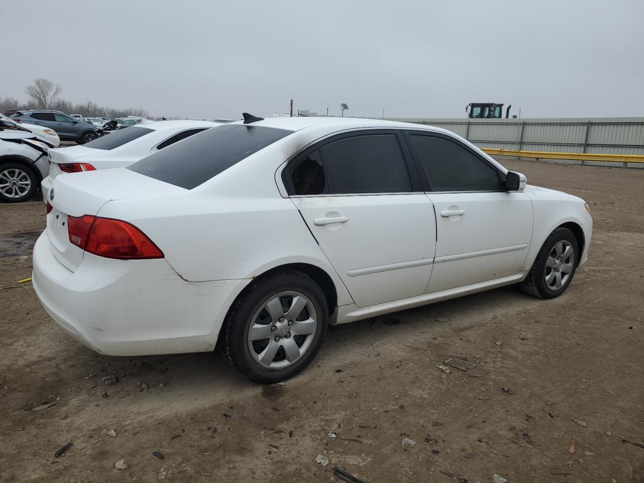 2010 Kia Optima - Image 3