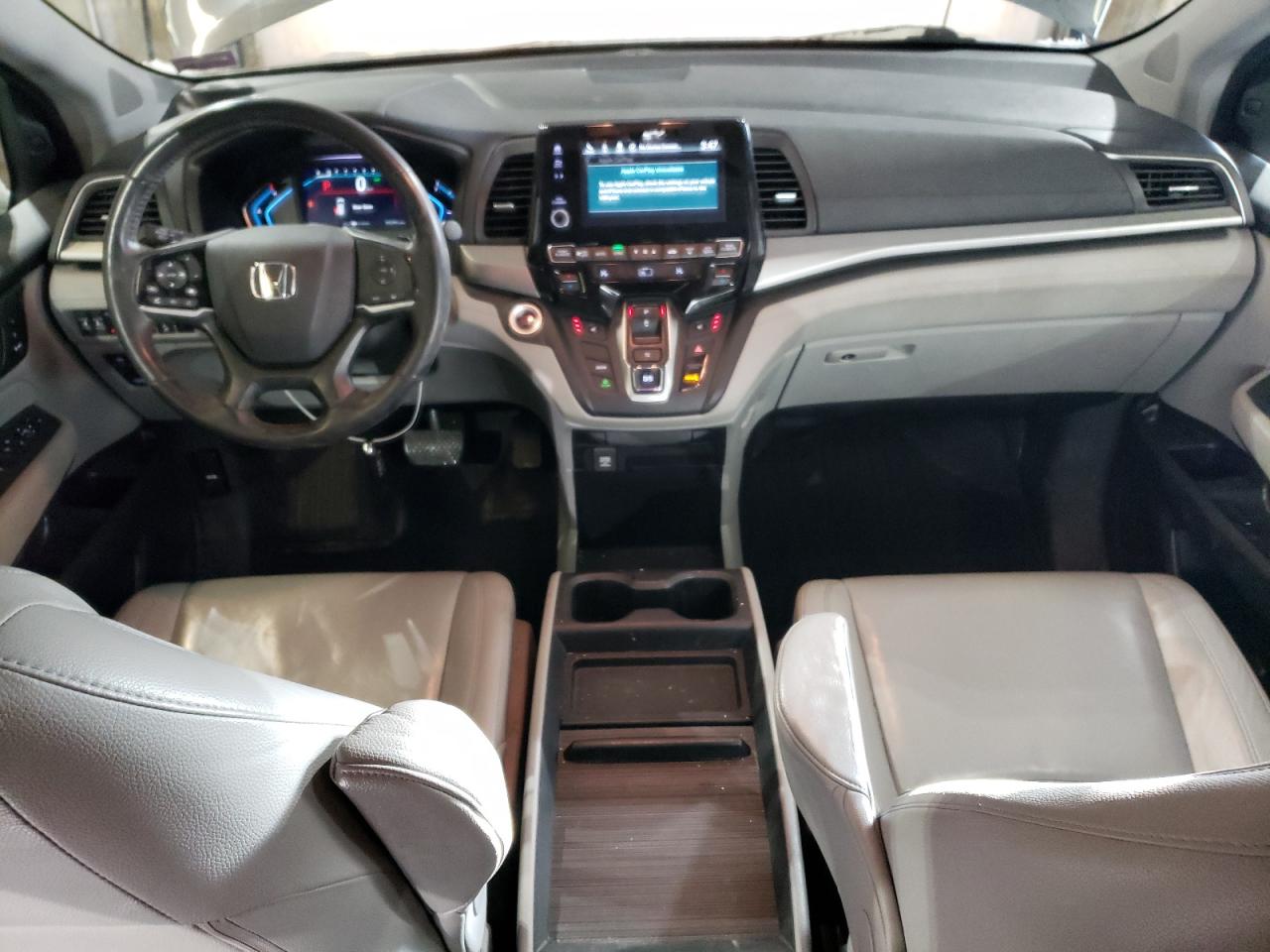 2018 Honda Odyssey - Image 8