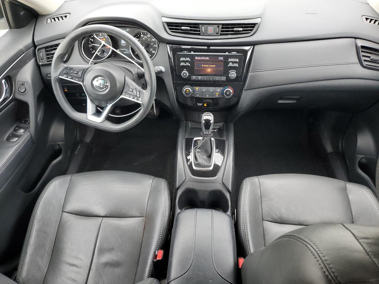 2017 Nissan Rogue - Image 8