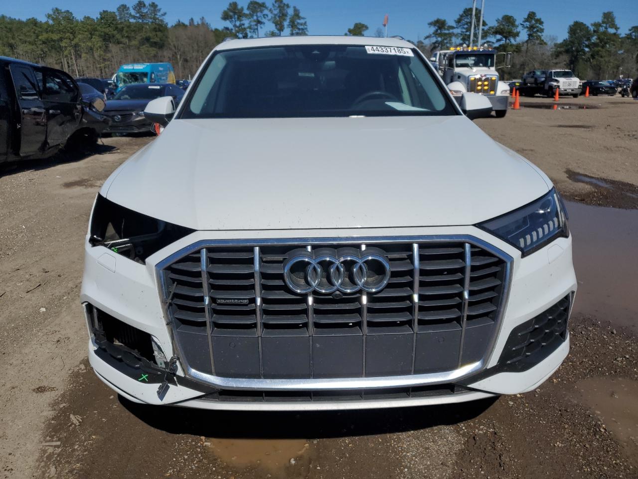 2023 Audi Q7 - Image 5