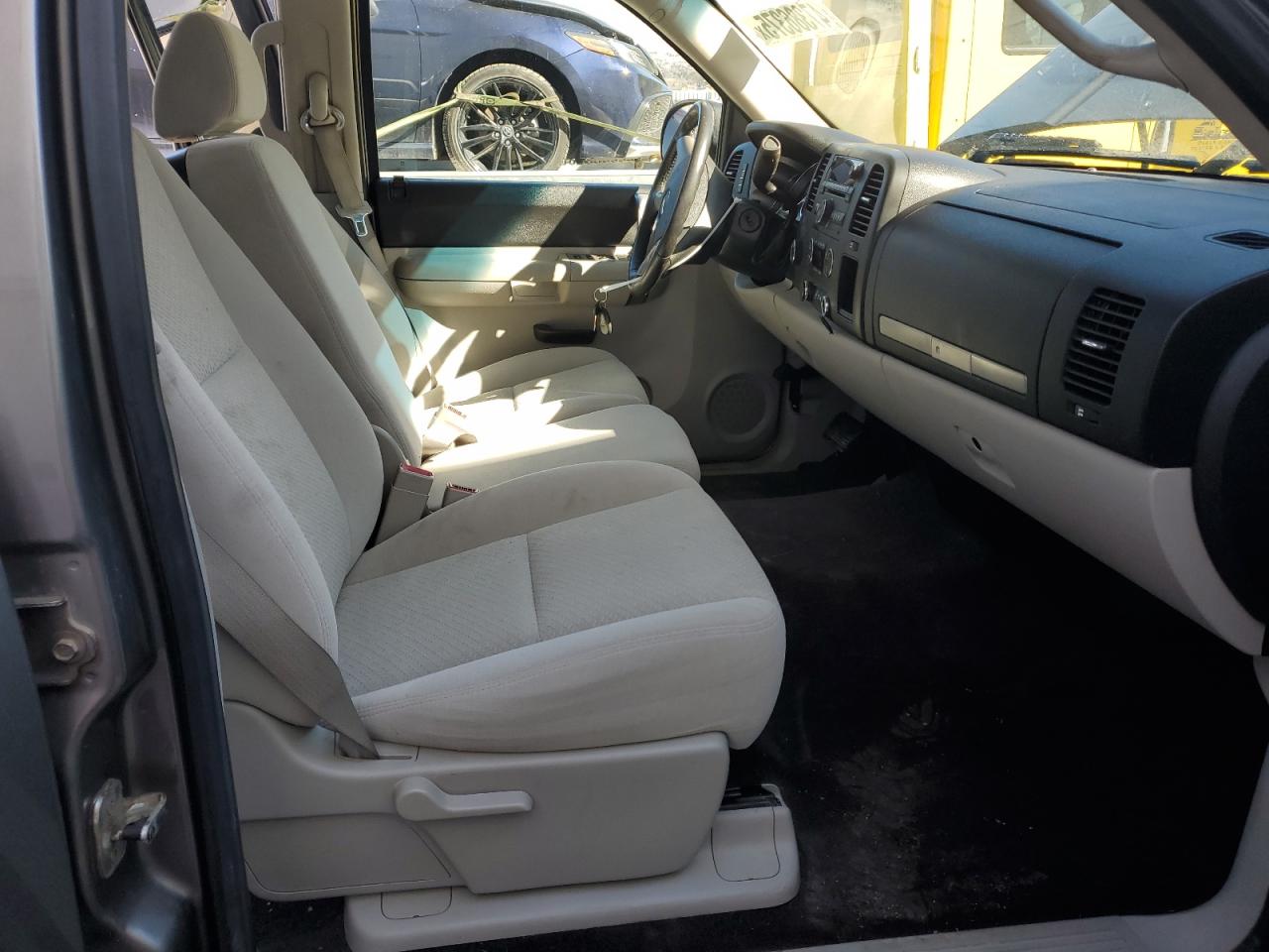 2008 Chevrolet Silverado - Image 7