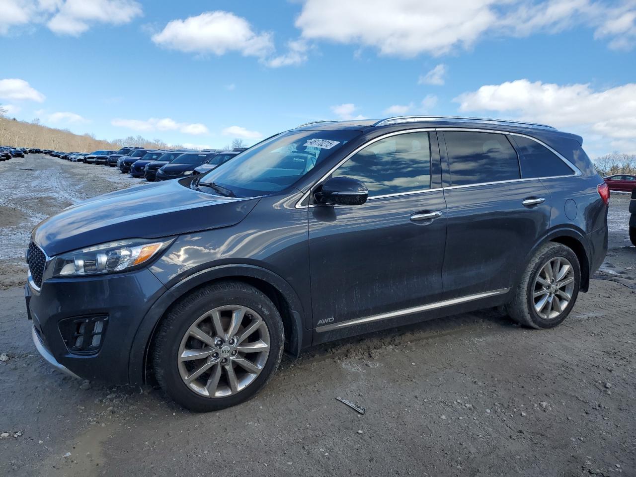 2016 Kia Sorento - Image 1