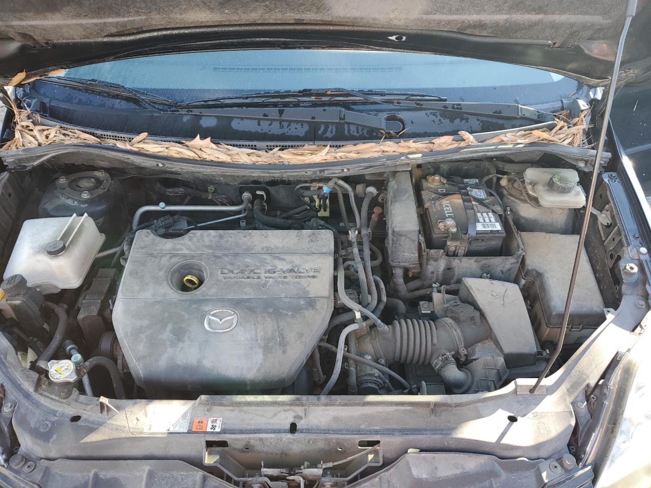 2009 Mazda 5 - Image 12