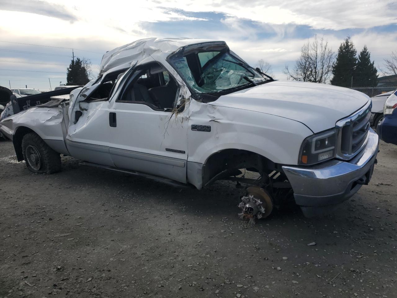 2002 Ford F350 - Image 4