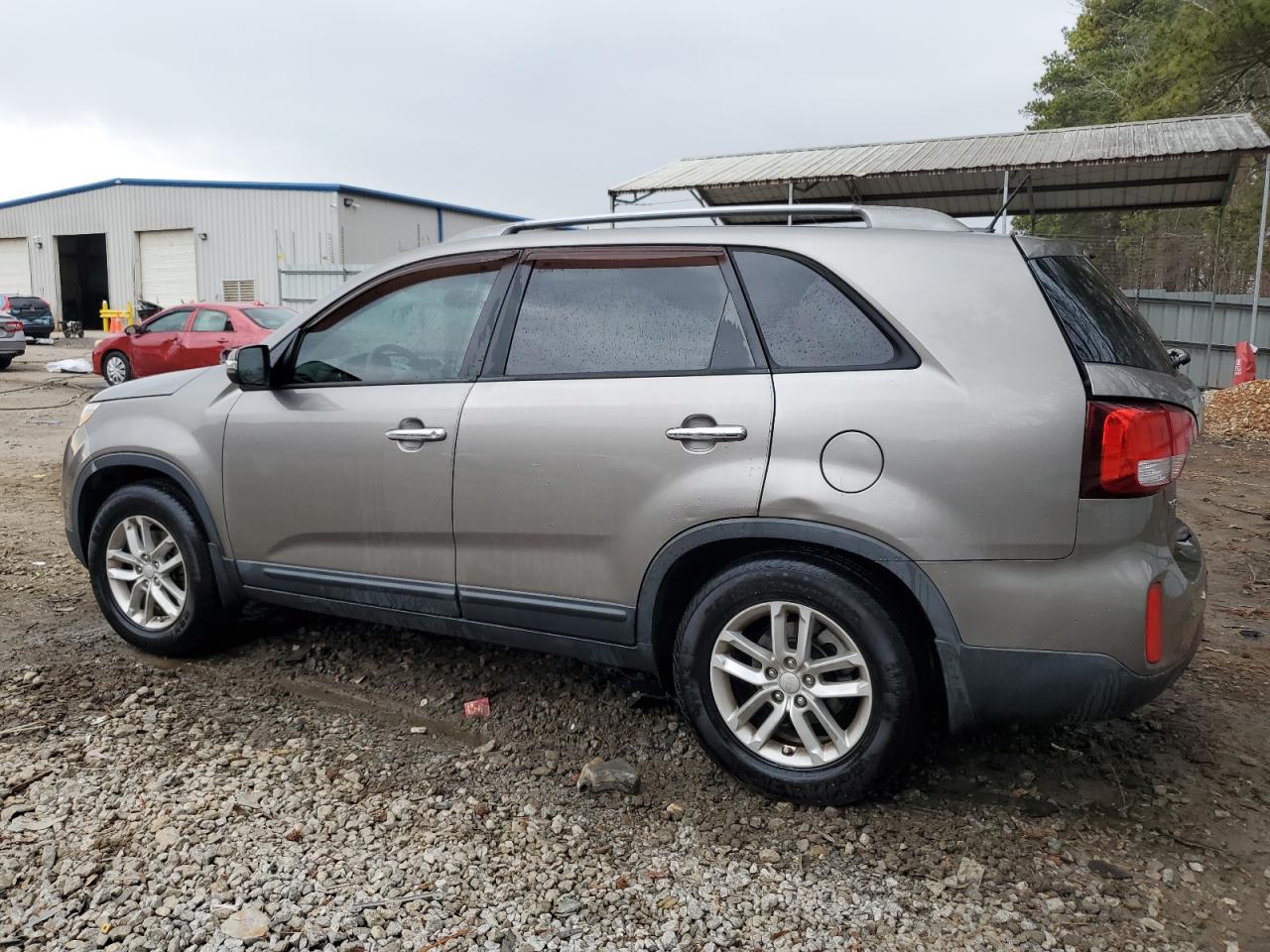 2015 Kia Sorento - Image 2