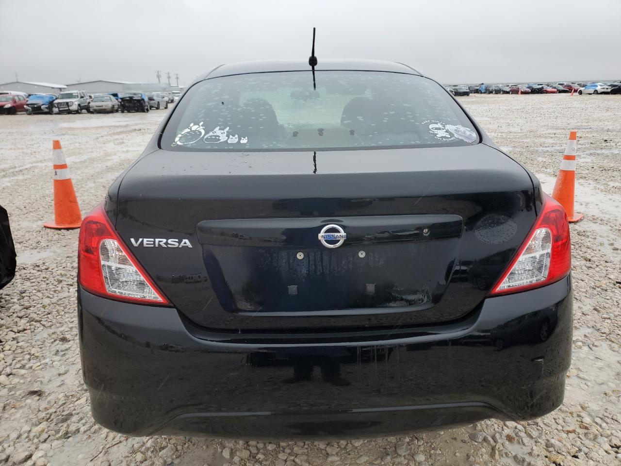 2015 Nissan Versa - Image 6