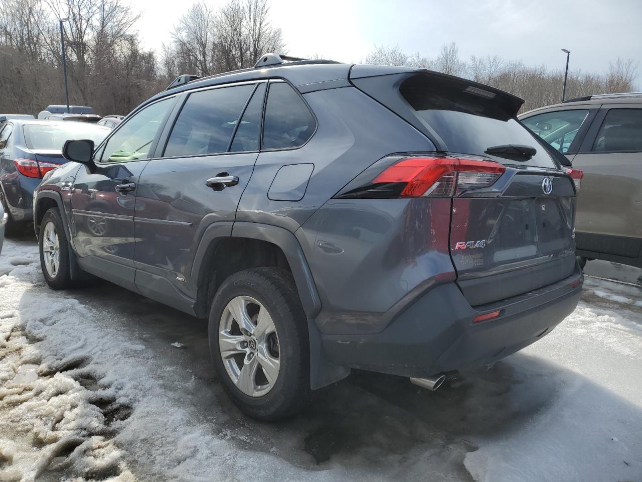 2019 Toyota RAV 4 - Image 2