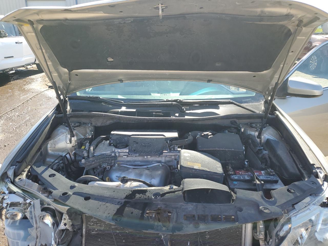 2014 Toyota Camry - Image 11