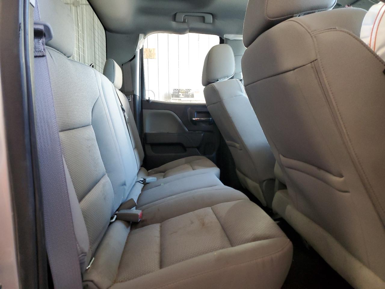2016 Chevrolet Silverado - Image 10