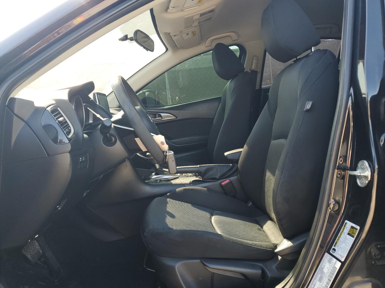 2016 Mazda 3 - Image 7