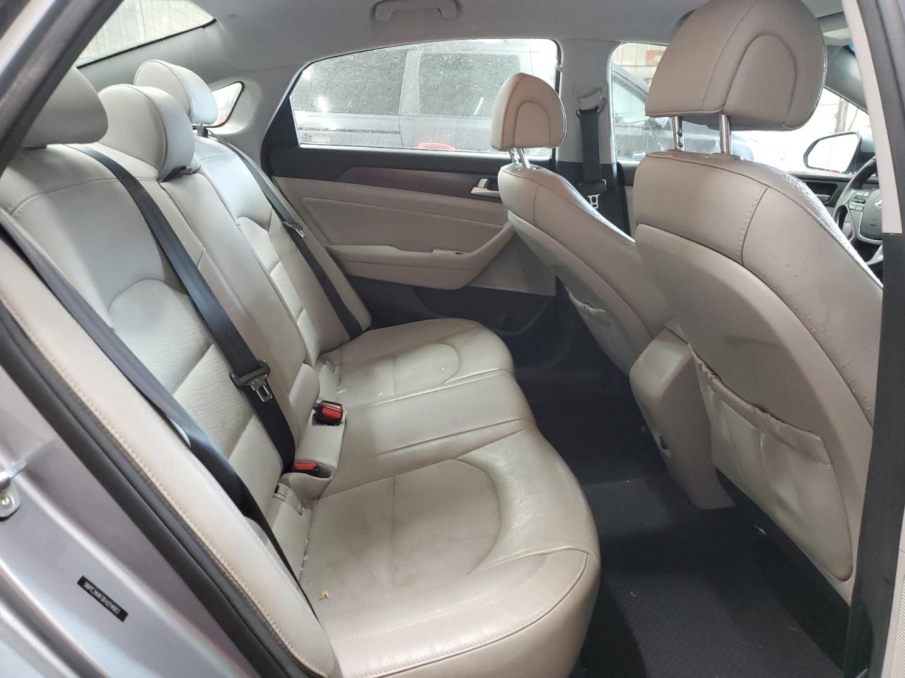 2015 Hyundai Sonata - Image 10