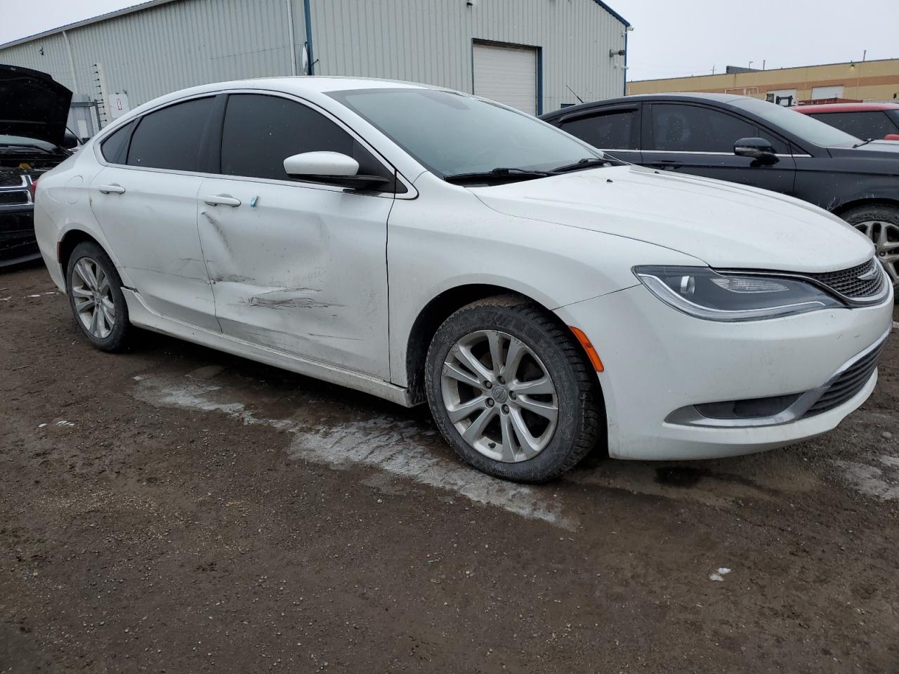 2015 Chrysler 200 - Image 4