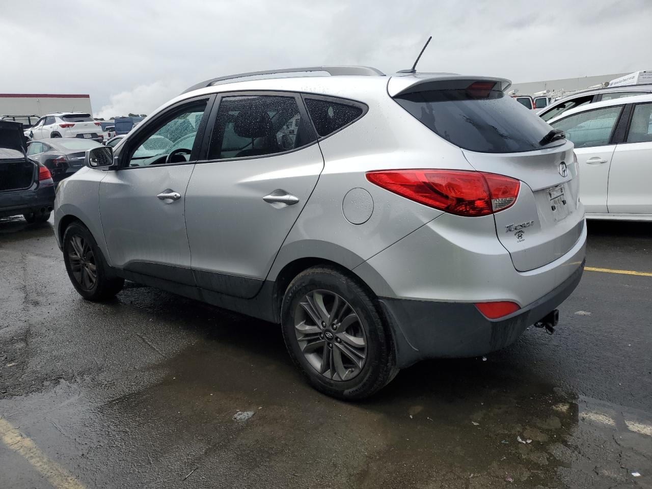 2015 Hyundai Tucson - Image 2