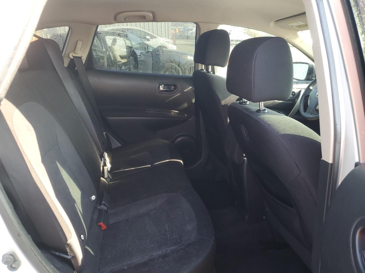 2013 Nissan Rogue - Image 11