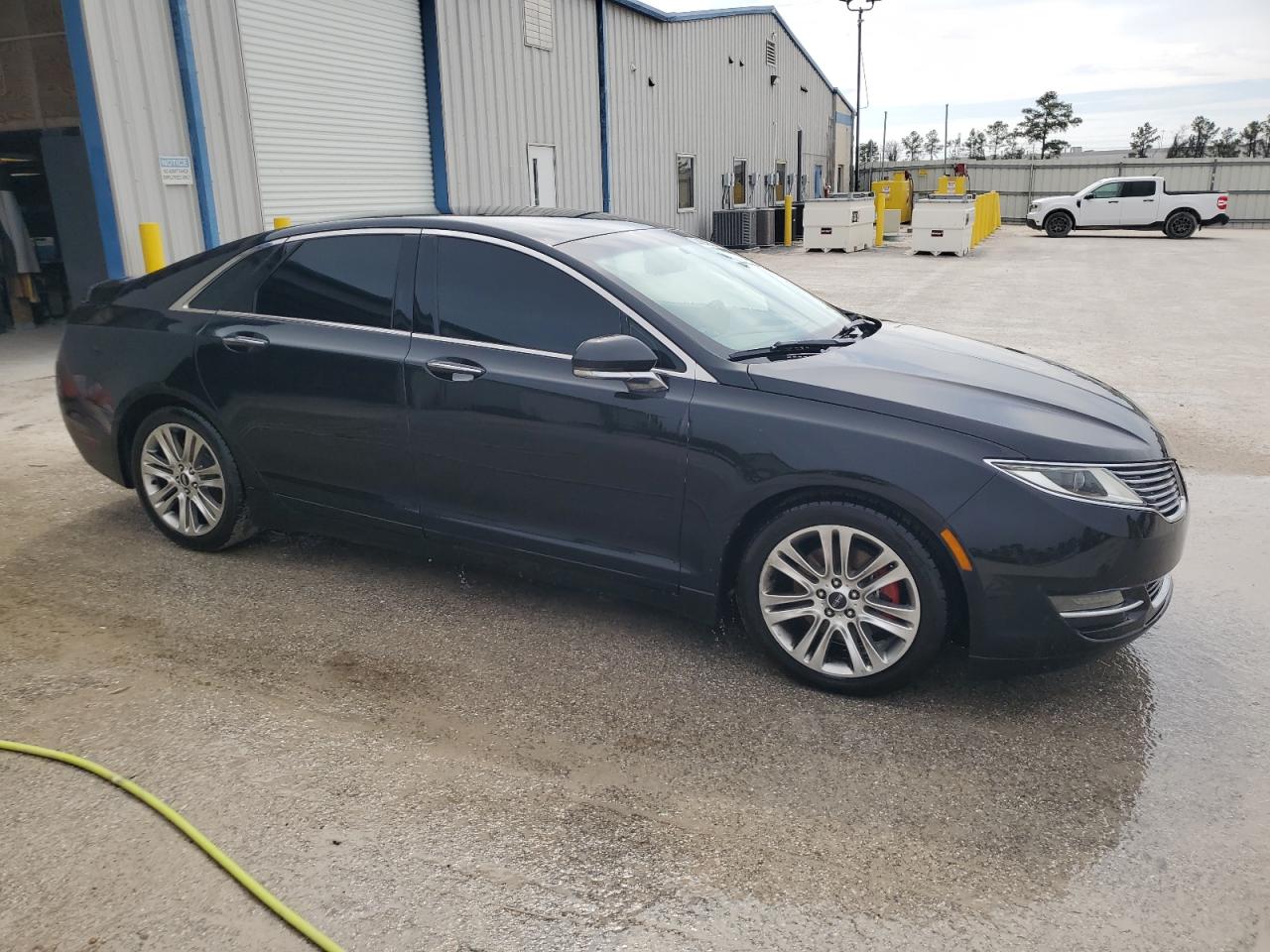 2014 Lincoln MKZ - Image 4