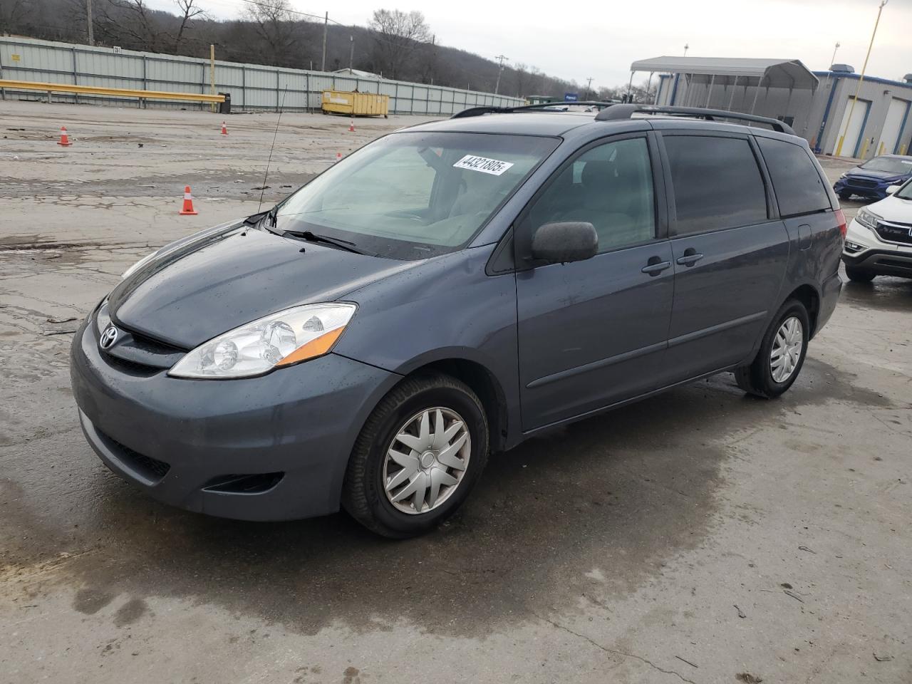 2006 Toyota Sienna Ce de vânzare în Lebanon, TN - Front End
