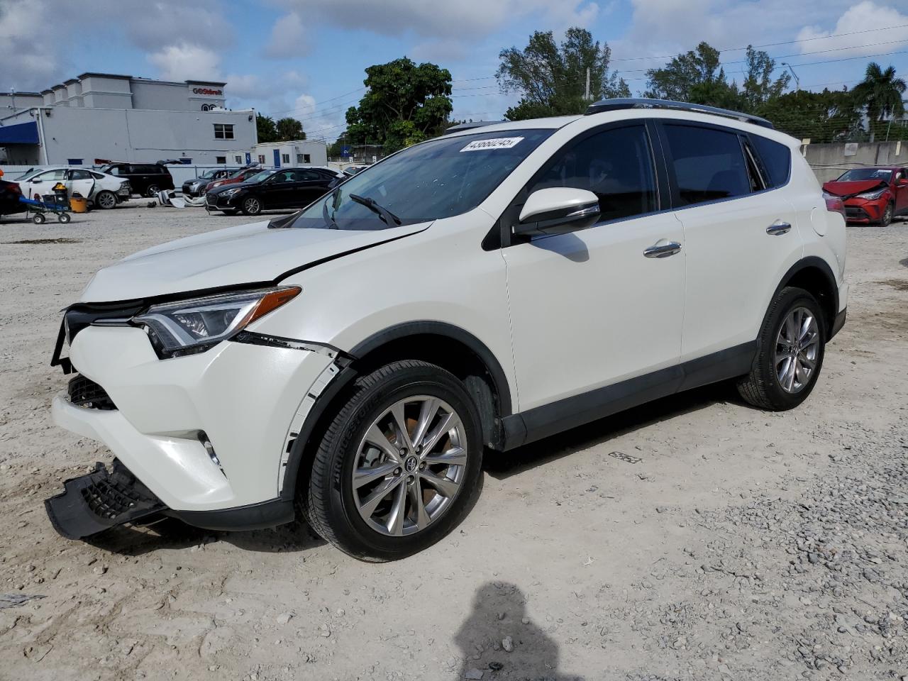 2017 Toyota RAV 4 - Image 1