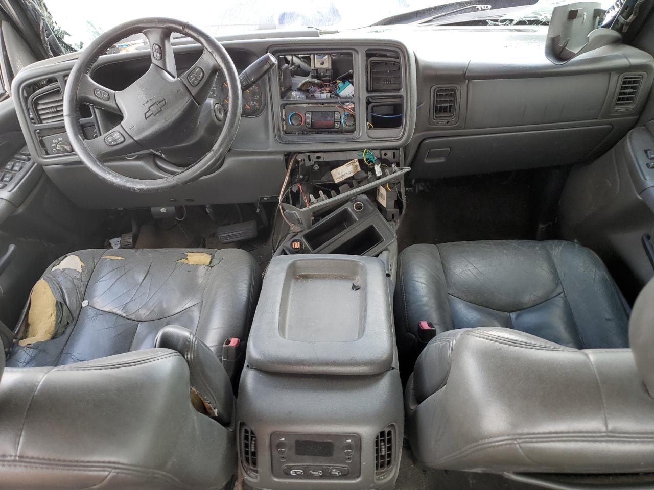 2006 Chevrolet Silverado - Image 8