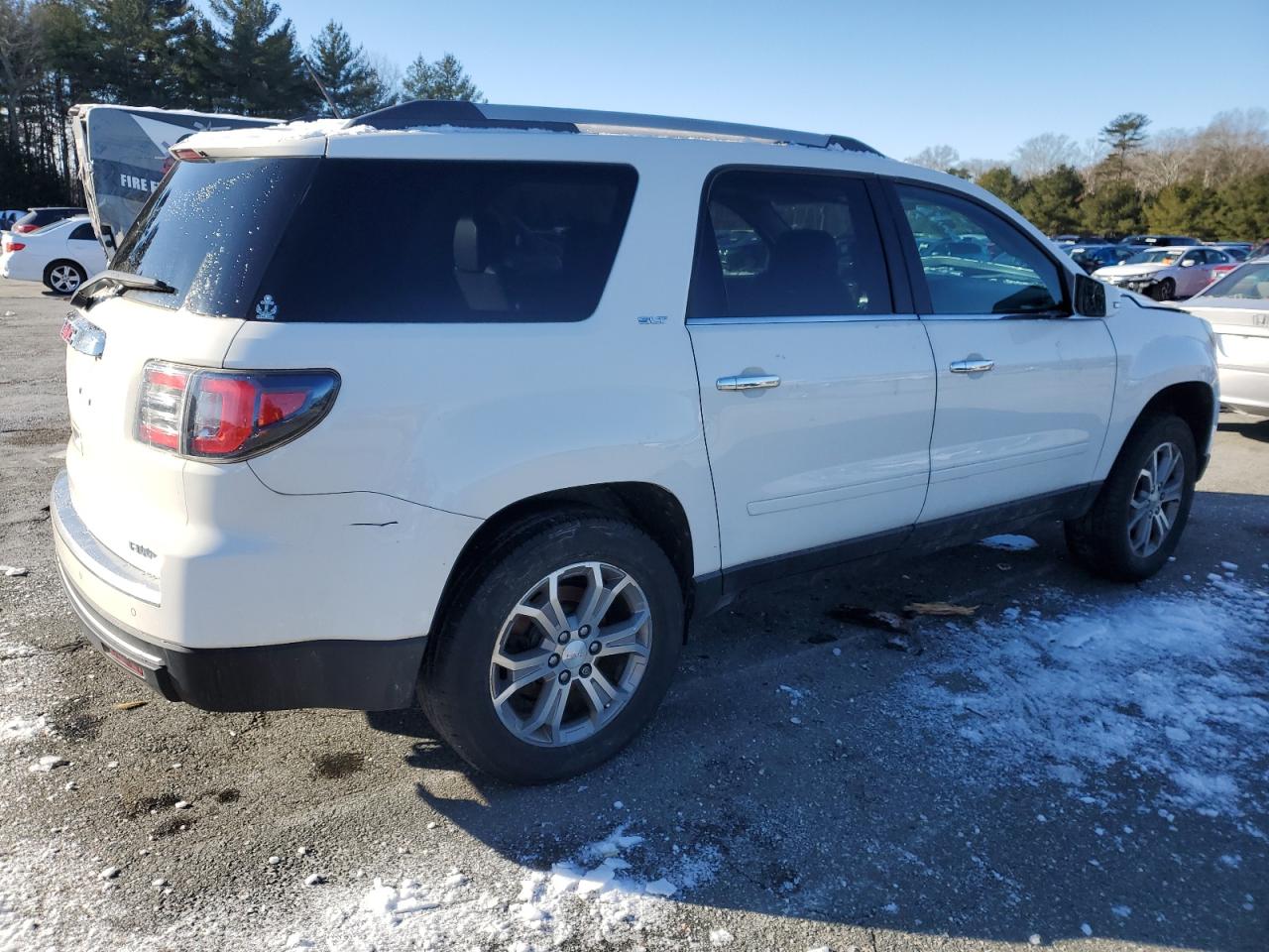2013 GMC Acadia - Image 3