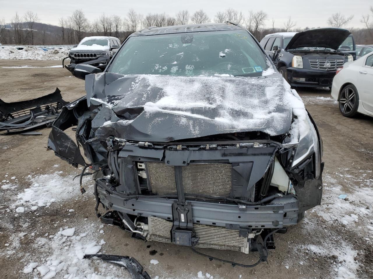 2021 Cadillac XT5 - Image 5