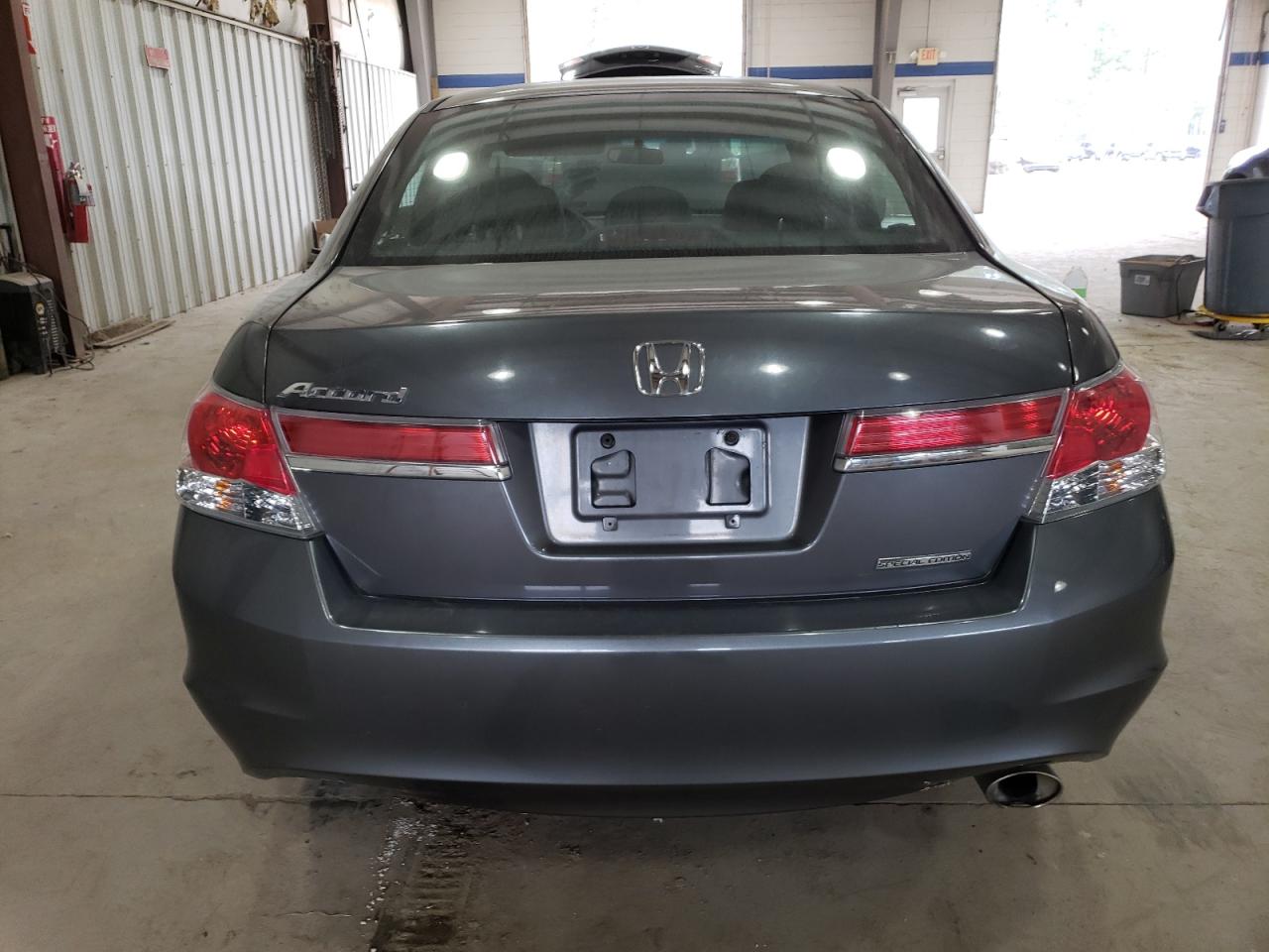 2012 Honda Accord - Image 6