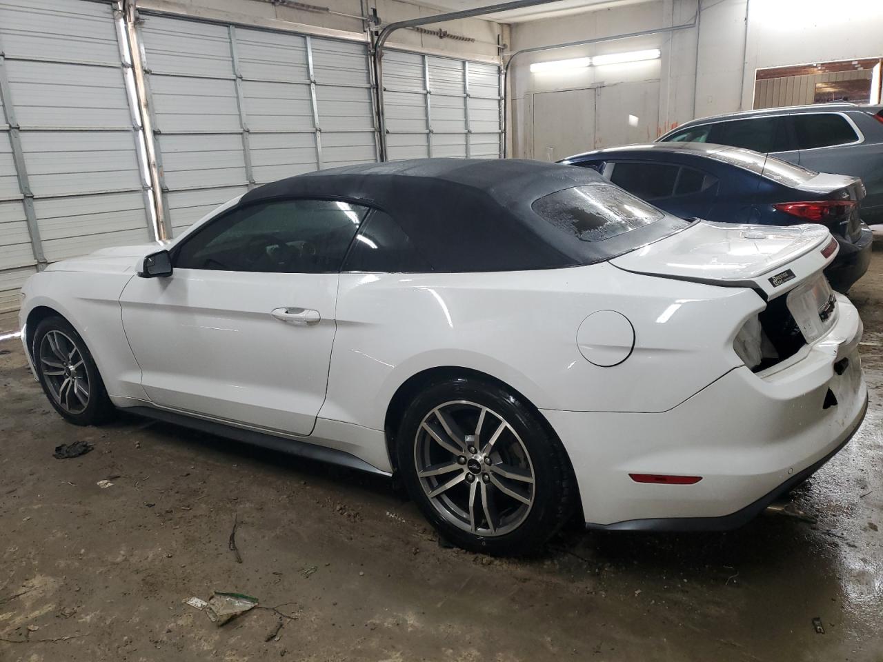 2015 Ford Mustang - Image 2