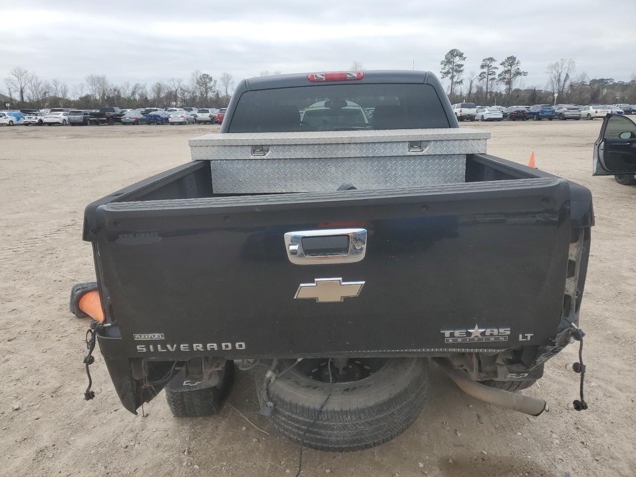 2009 Chevrolet Silverado - Image 6