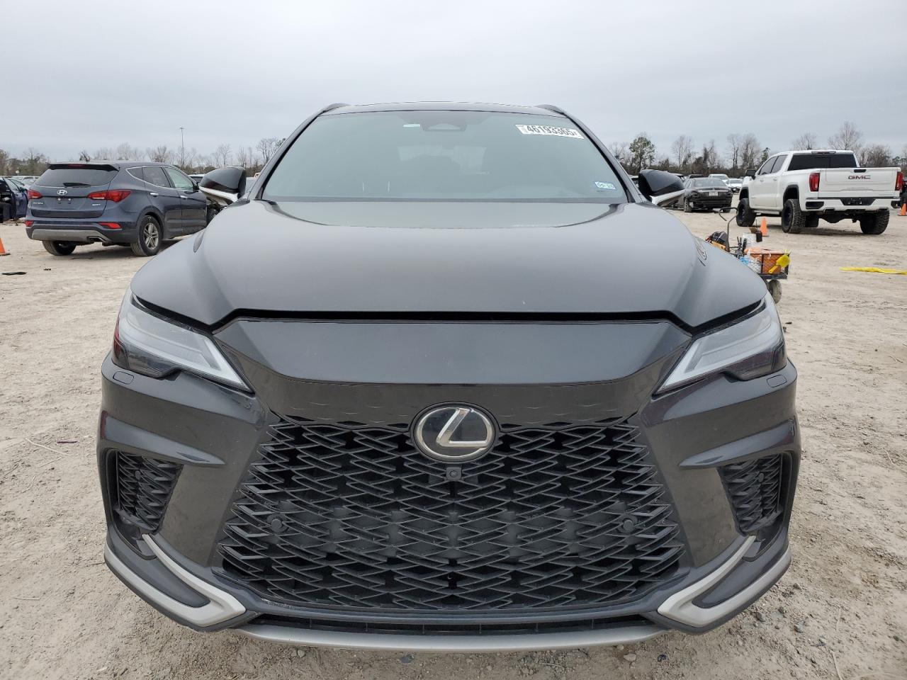 2024 Lexus RX - Image 5