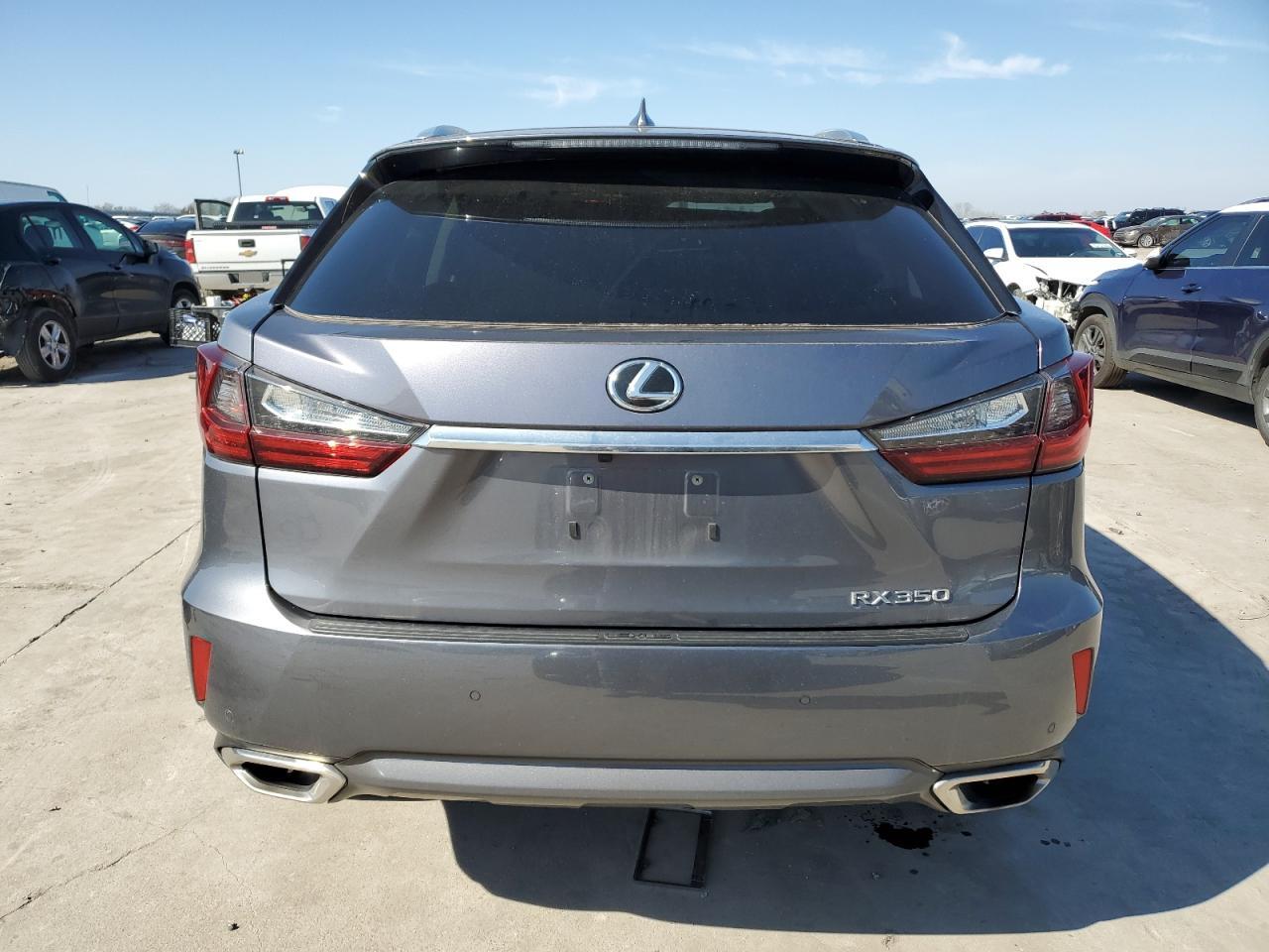 2017 Lexus RX - Image 6