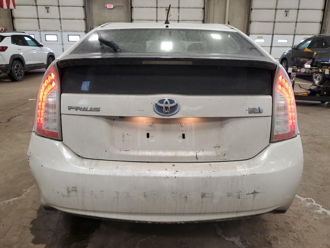 2015 Toyota Prius - Image 6