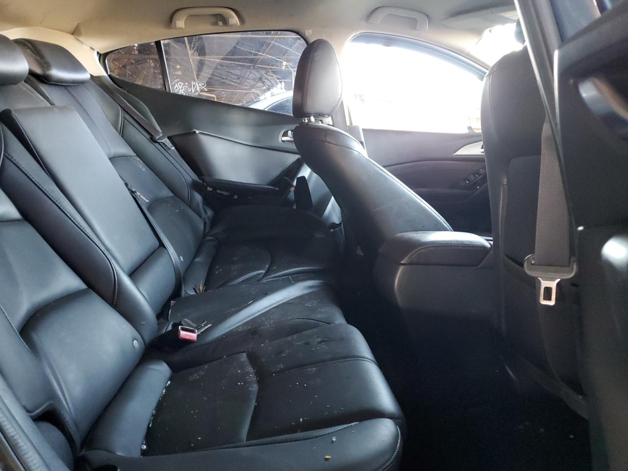 2017 Mazda 3 - Image 10