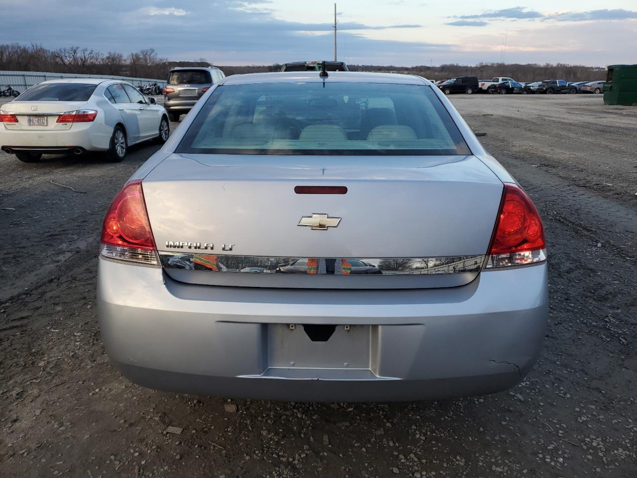 2006 Chevrolet Impala - Image 6