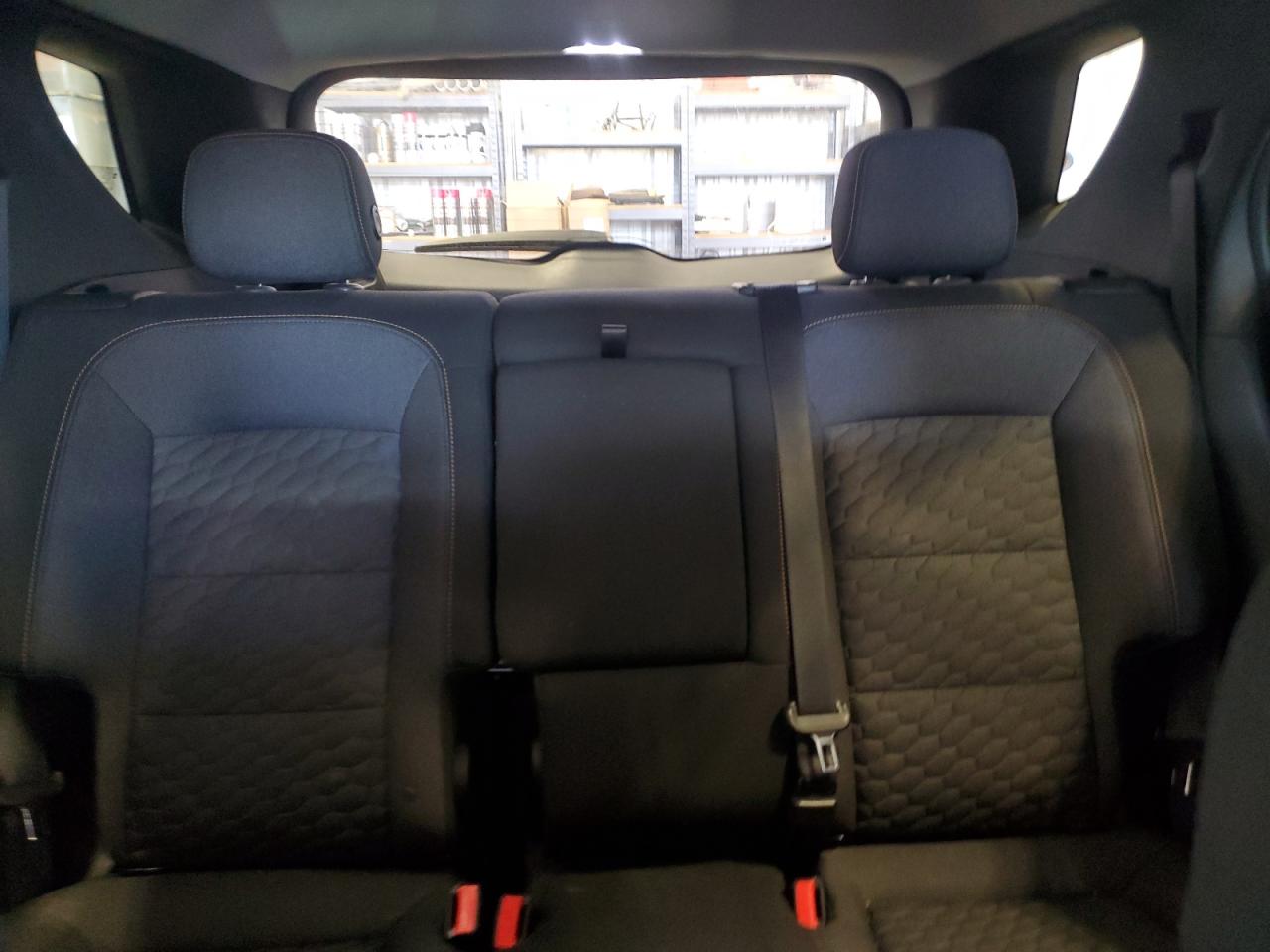 2020 Chevrolet Equinox - Image 10