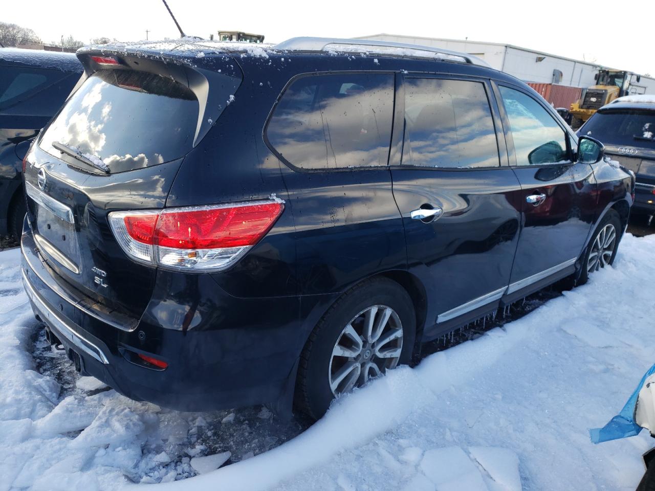 2013 Nissan Pathfinder - Image 3