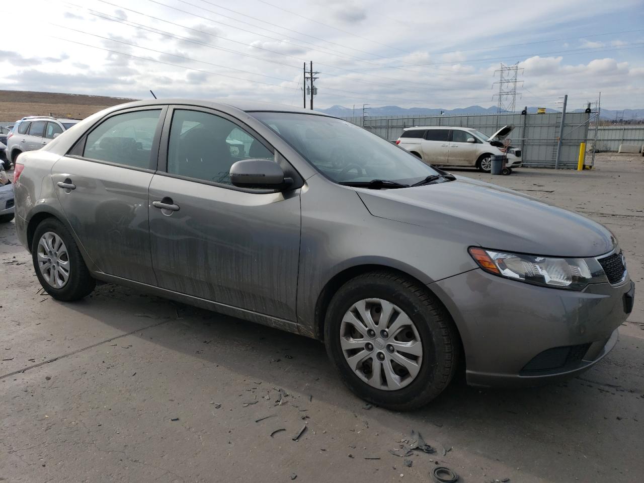 2013 Kia Forte - Image 4
