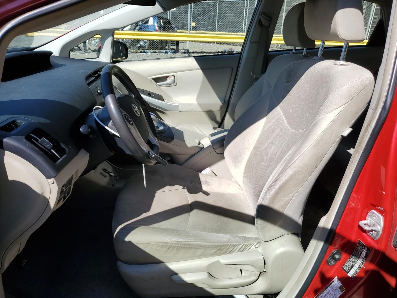 2011 Toyota Prius - Image 7