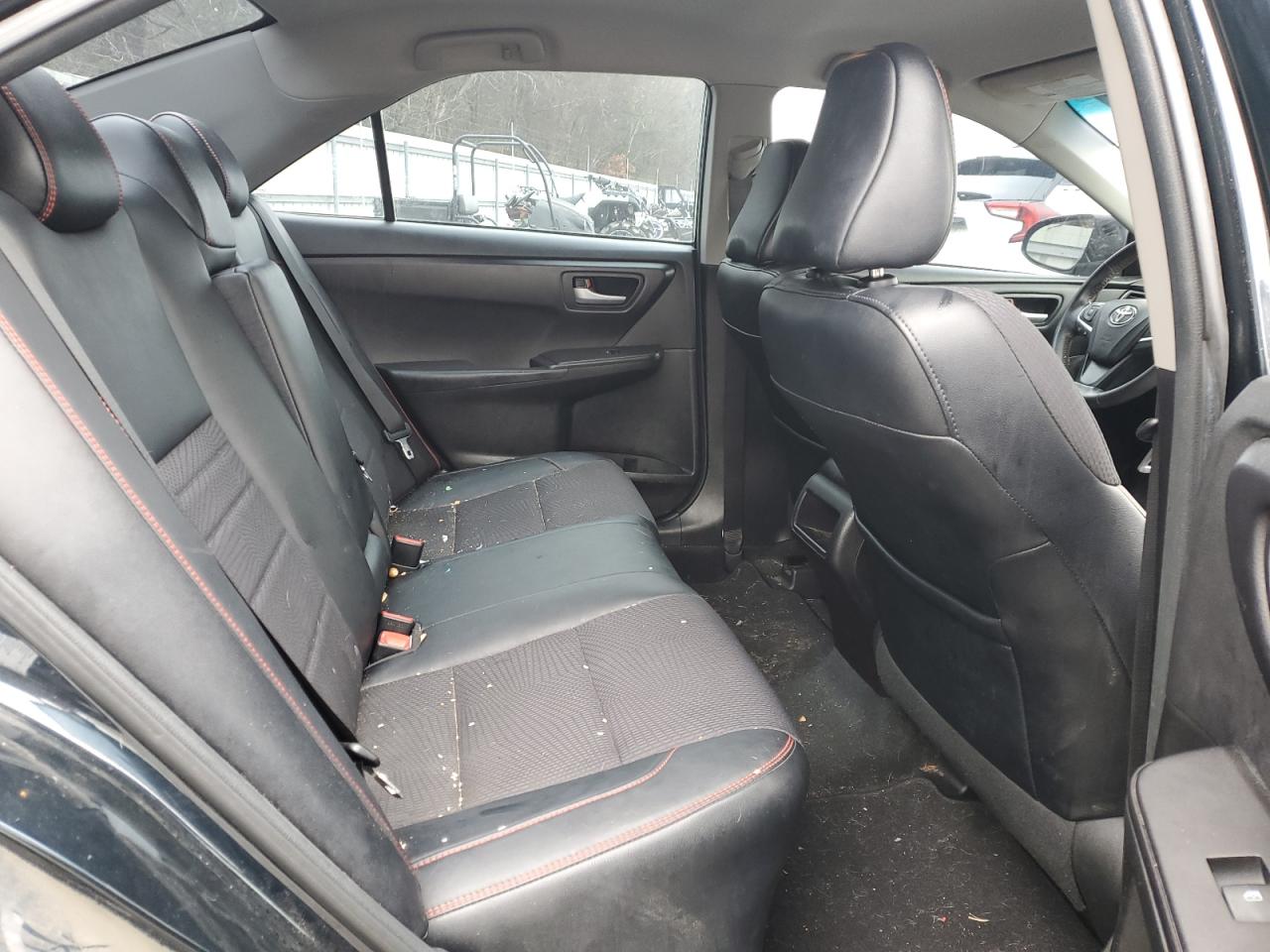 2017 Toyota Camry - Image 11