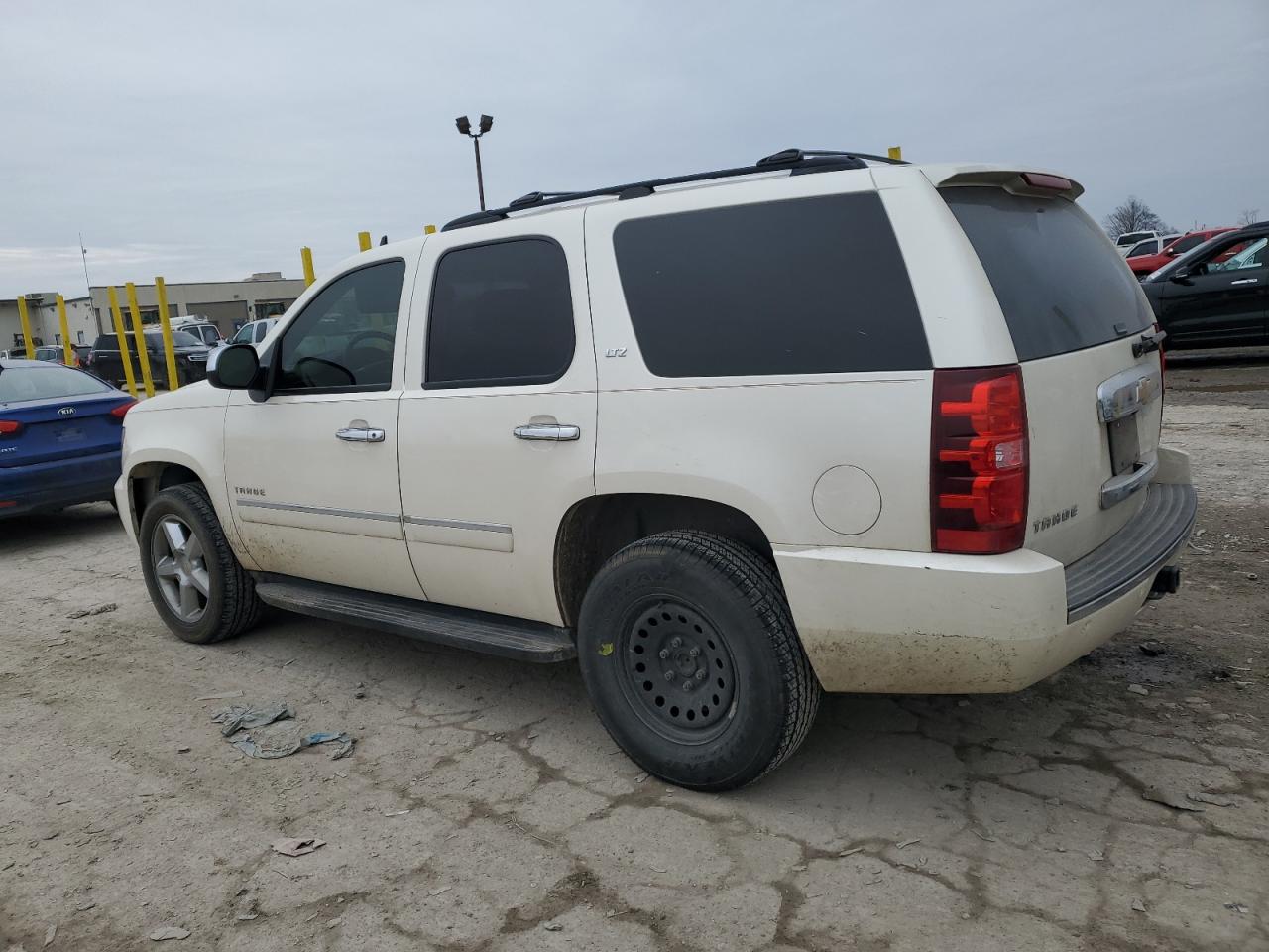 2013 Chevrolet Tahoe - Image 2